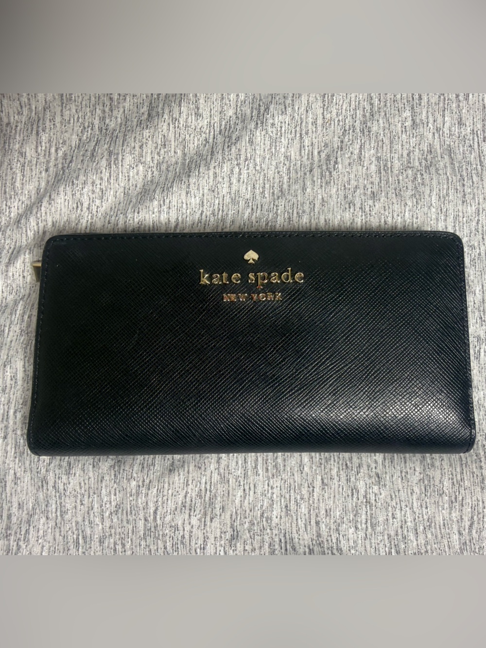 kate spade black saffiano continental wallet with gold logo